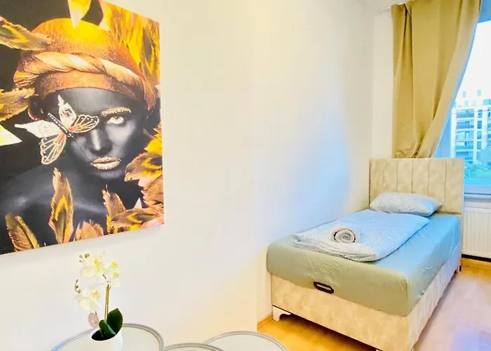 דירה Spacious 5-bedroom For 11 Near Train Station וינה